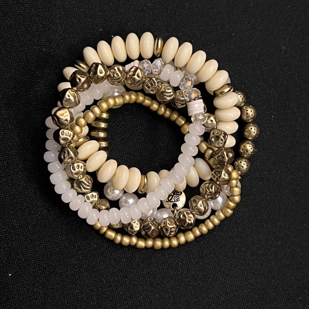 Elegant Cream and Gold Beaded Bracelet Set